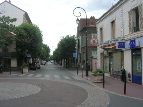 Centre de loisirs du quartier de la Pie (Saint-Maur-des-Foss ... Image 1