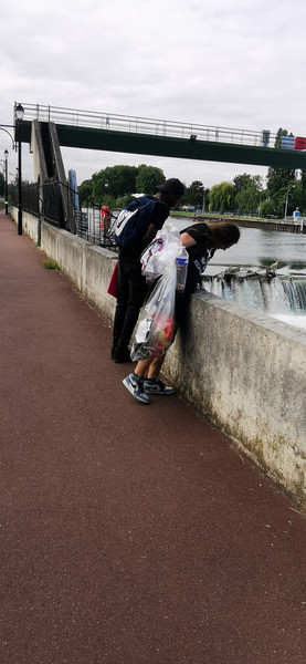 Un ramassage collectif des déchets en bord de Marne Image 2