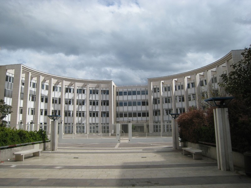 Lycée Agora (Puteaux) Image 1