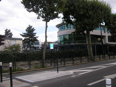 Collège Les Vallées (La Garenne-Colombes)